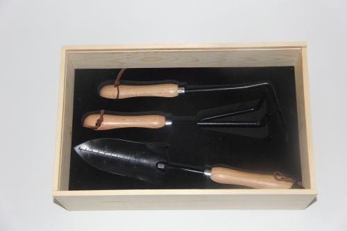 園藝工具套裝 EVA 泡棉內(nèi)襯應(yīng)用指南：從保護(hù)到美觀的客戶案例分享